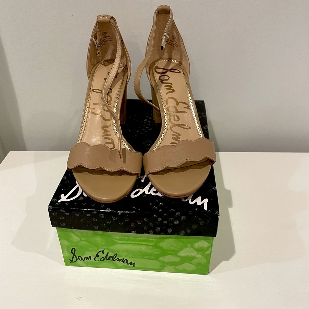 Sam Edelman Odila Scalloped Ankle Strap Sandal